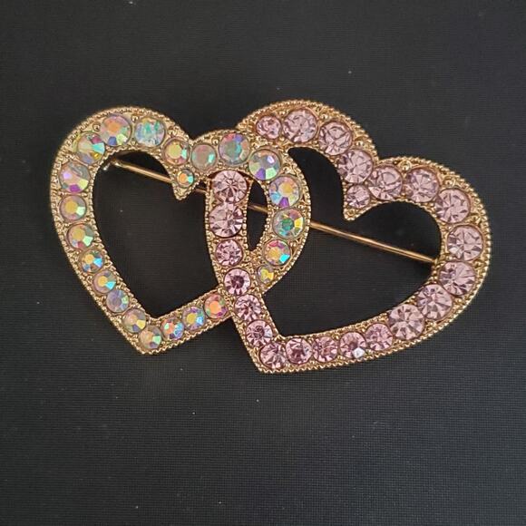 Vintage Monet Double Heart Brooch Aurora Borealis Stones‎ in Gold Tone Setting - Picture 1 of 6